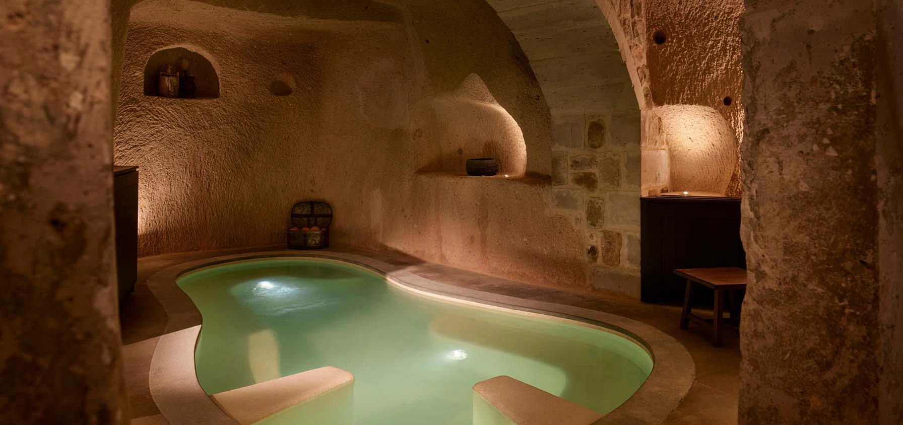 Cave Splendid Suite private cave pool at Argos in Cappadocia